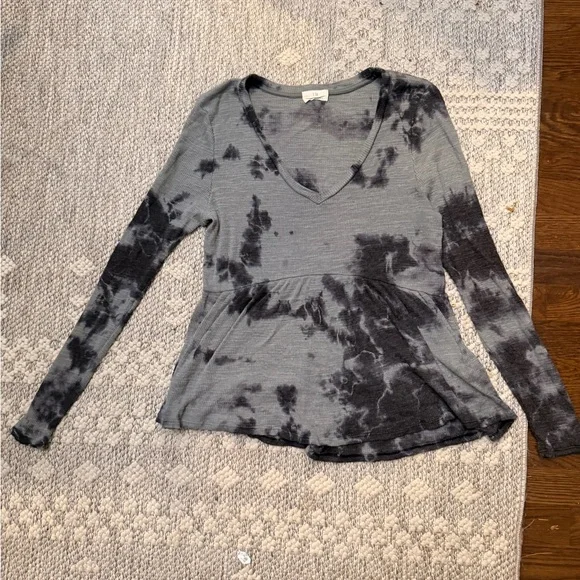 Anthropologie | T.La | Tie Dye V-neck Jill
Babydoll Peplum Top size small - Picture 3 of 6